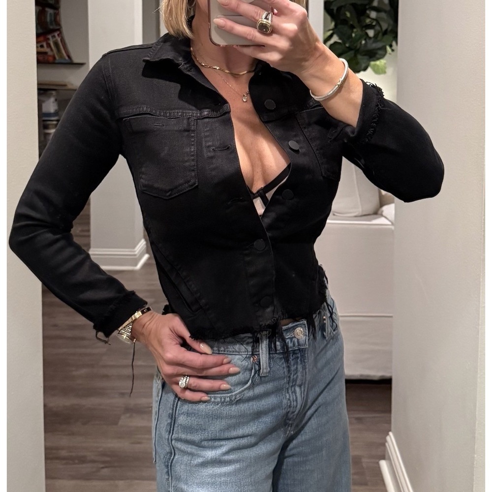 NWOT L'Agence Janelle Black Denim‎ Jean Jacket Raw Hem Cropped Size XS